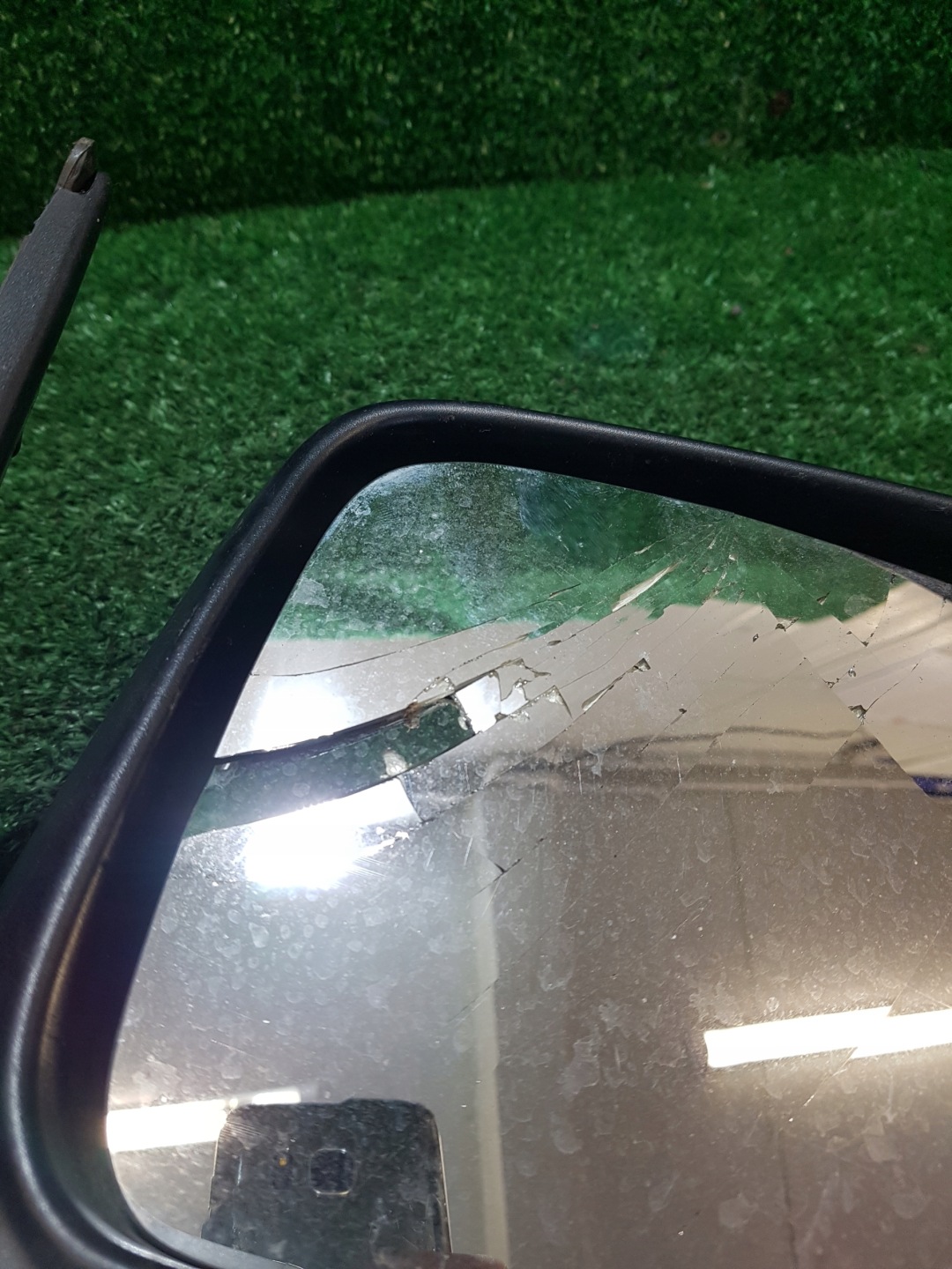 mirror right NISSAN TERRANO 2 020066 010050