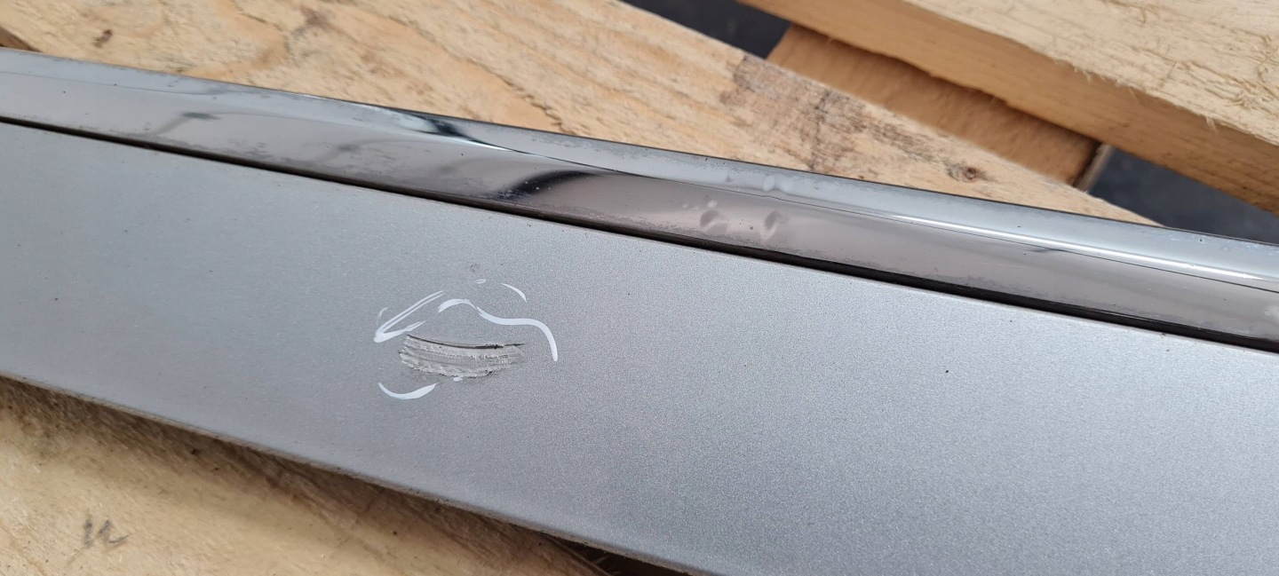 A6 C6 LIFT moulding door left left front CHROM LX7W 4F0853959J