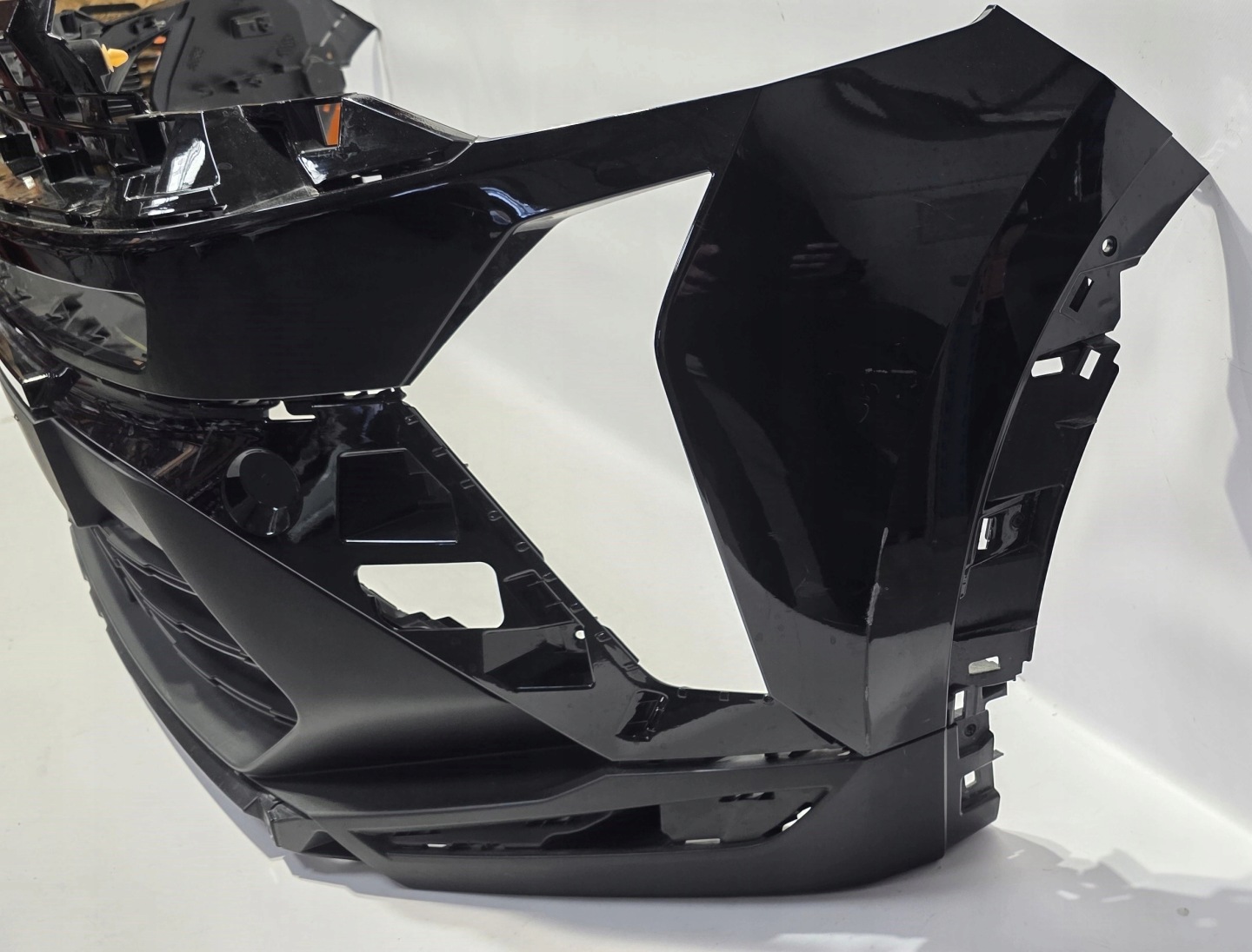 front bumper RENAULT CAPTUR II LIFT 24- original 620224968R
