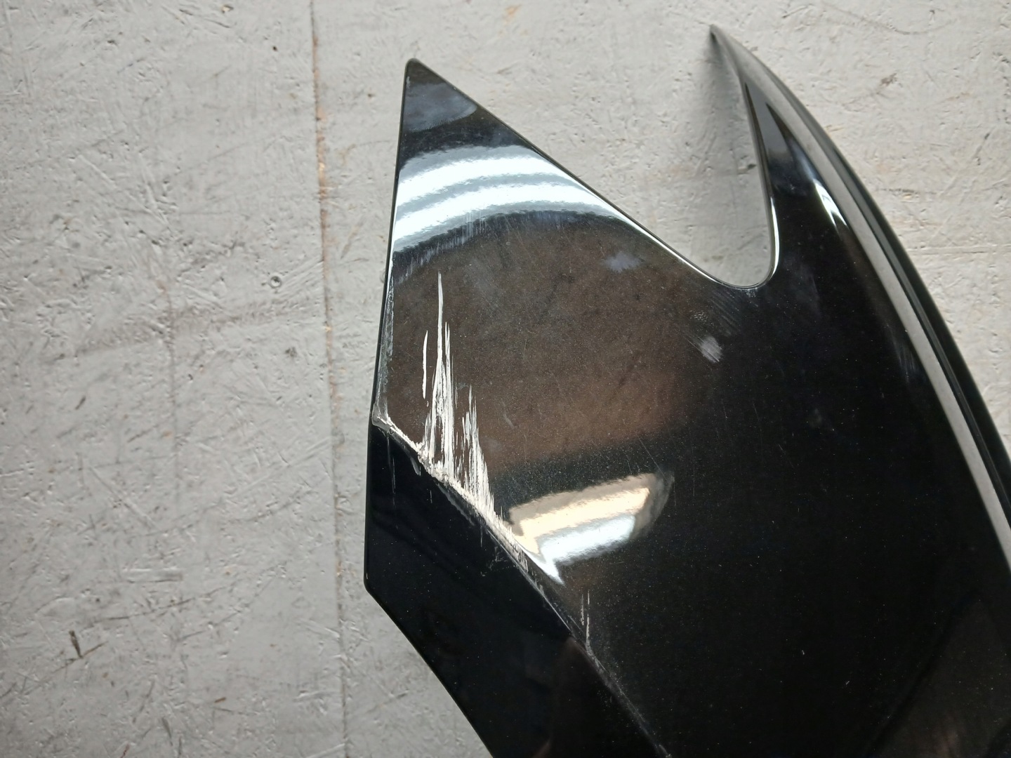 fender front left AUDI A6 C8 4K