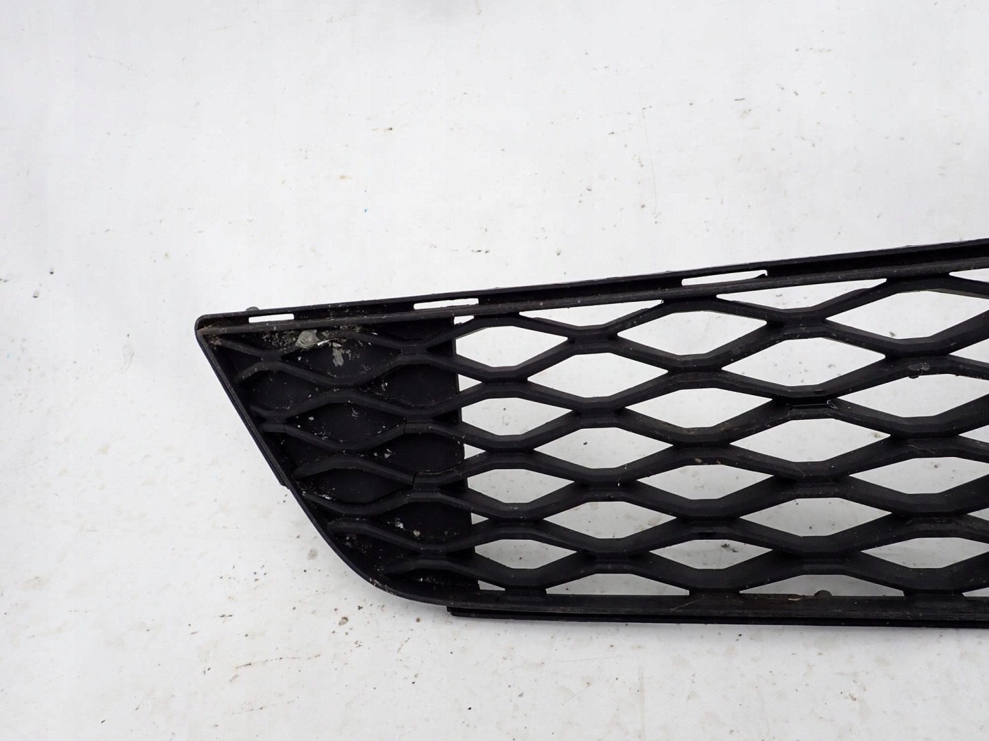 SEAT TOLEDO IV 4 12-18 Lüftungsgitter der Stoßstange mitte