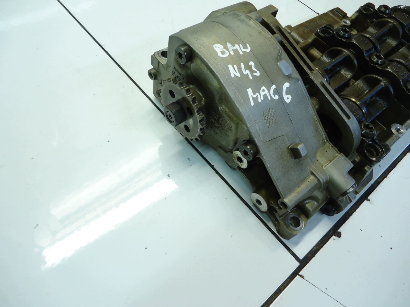 BMW E81 E87 E90 E91 1.6 2.0 N43B16 N43B20 Ölpumpe 7544555 7567028