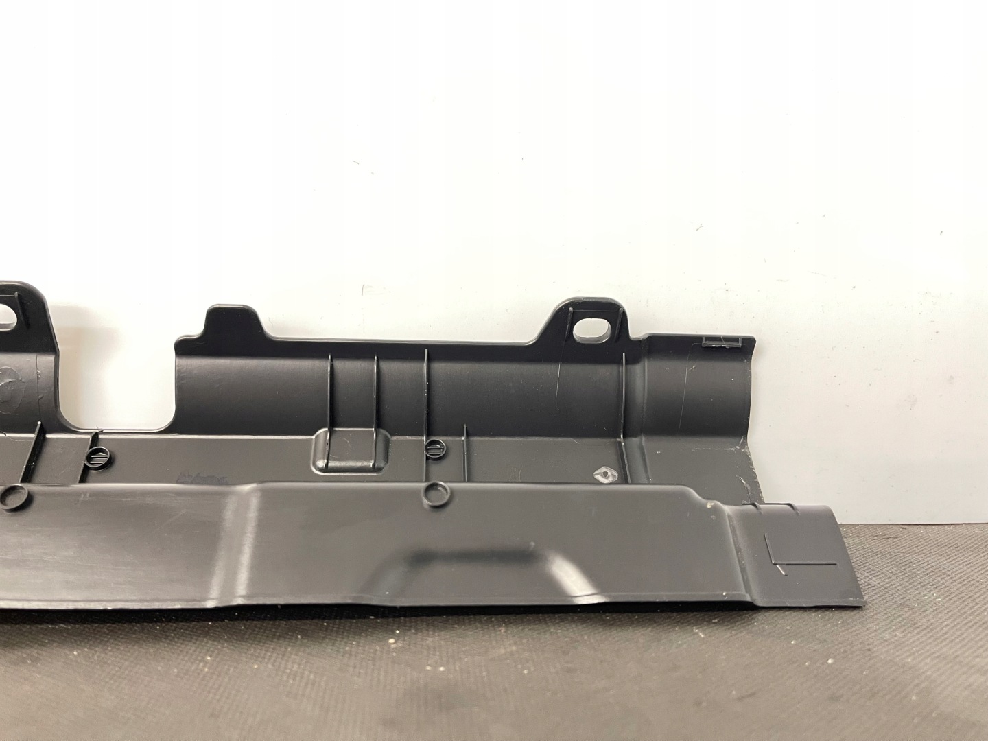ORG pillar boot VW PASSAT B8 KOMBI 3G9863409D