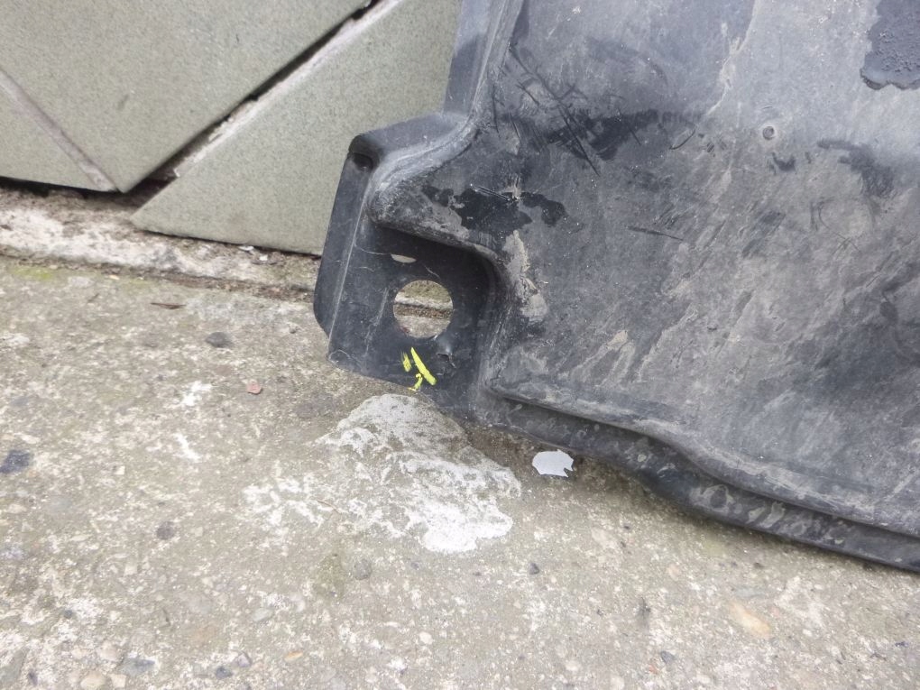 TOYOTA YARIS IV 4 20- cover chassis rear