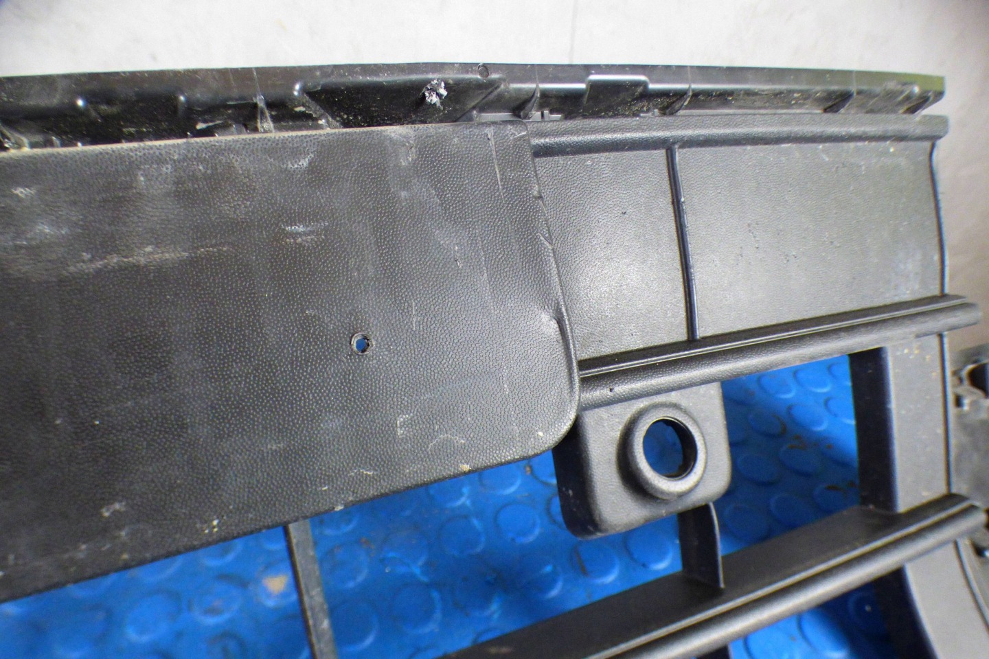grid central bumper front 5H0853671H 5H0853677AH Volkswagen Golf VIII 8