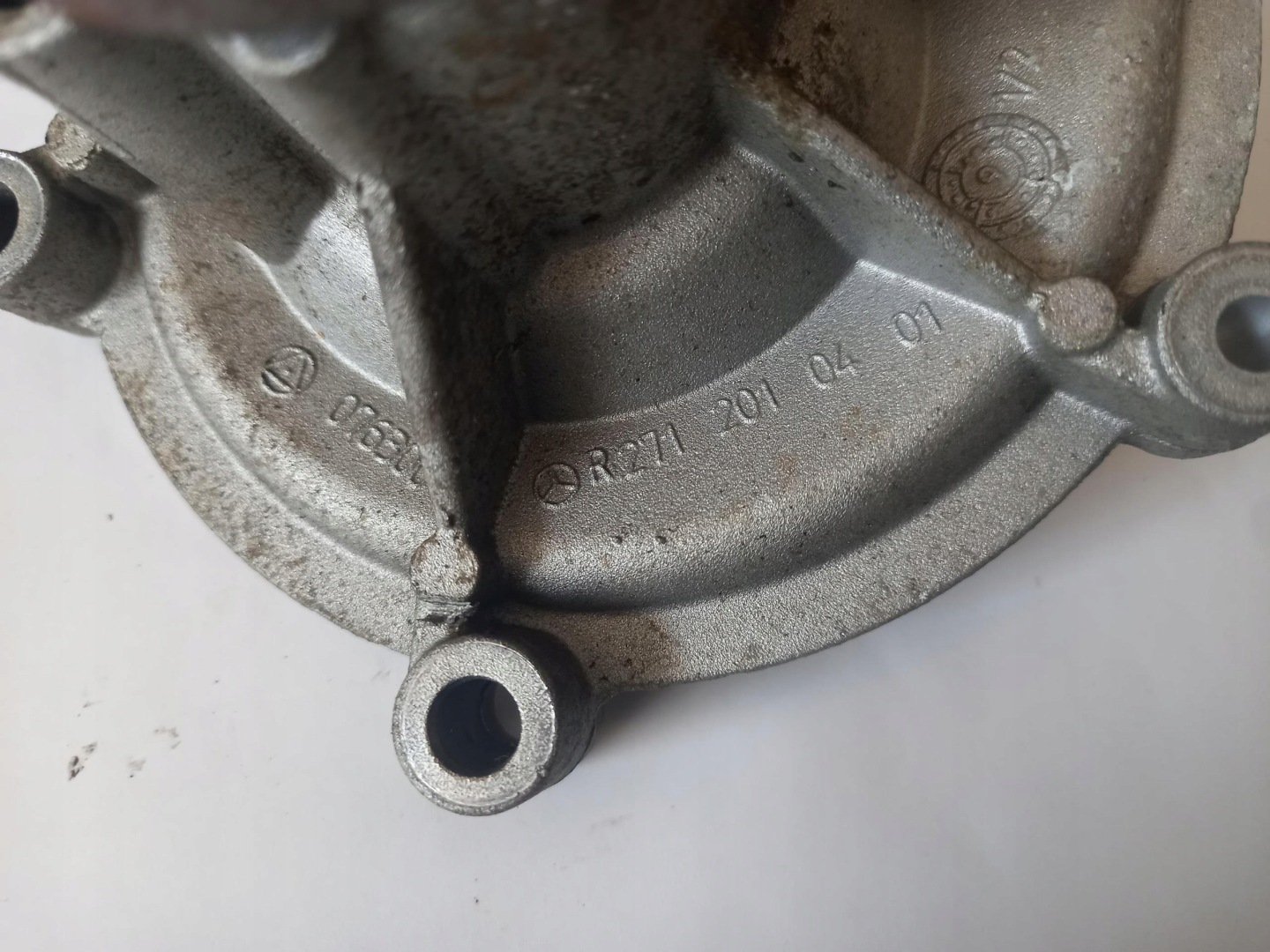 water pump MERCEDES E-KLASA W207 1.8 CGI 09-16