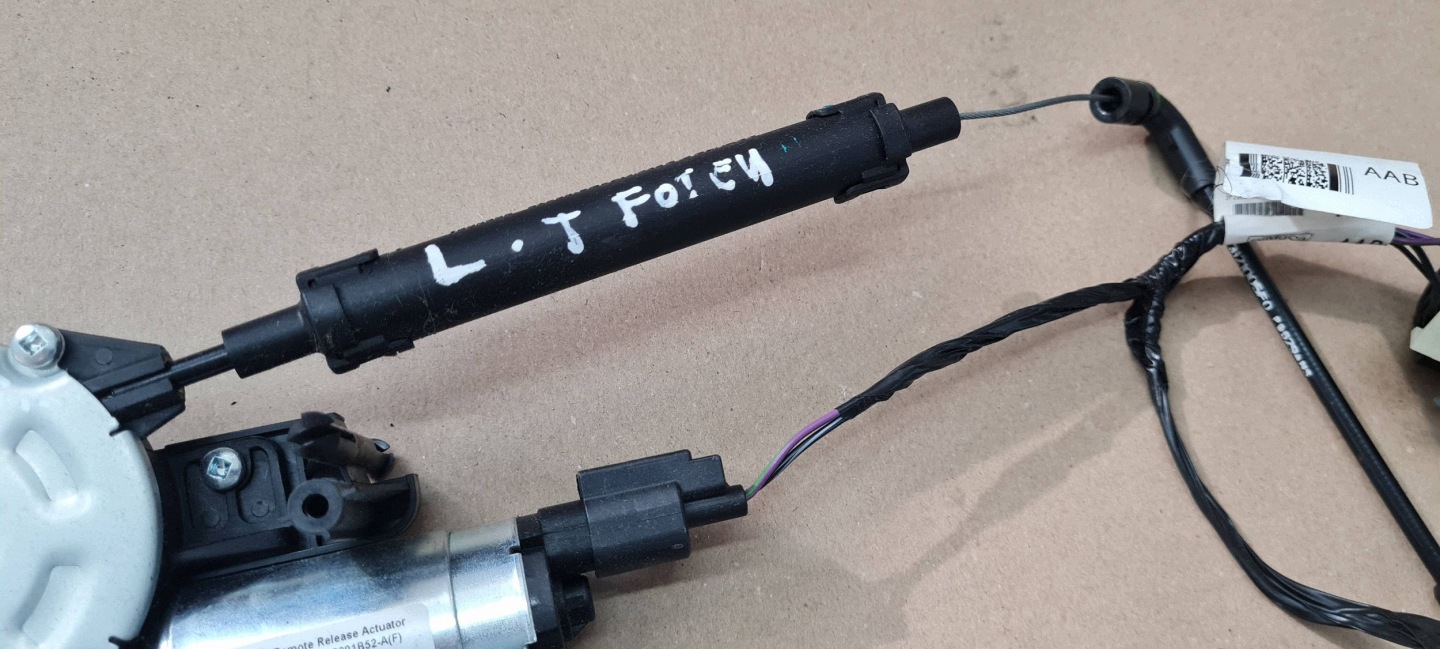 Ford Edge II 2020 ST LIFT Motor OPARCJA SITZ links heck FU5A78601B52A