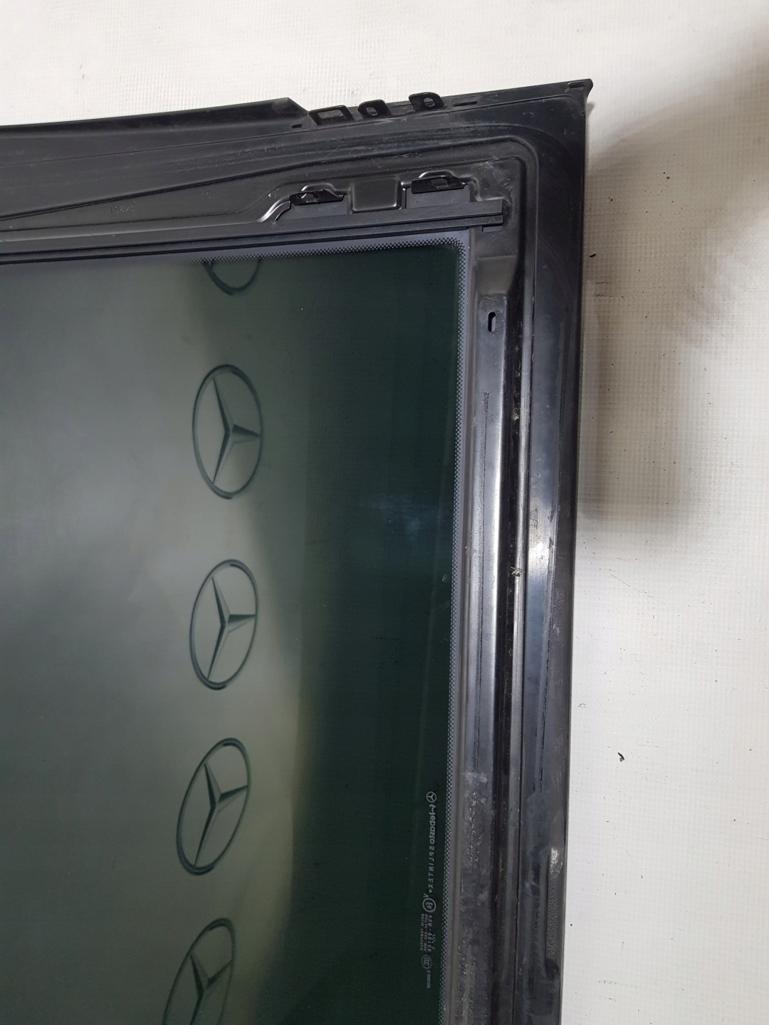 MERCEDES W211 window roofs PANORAMA A2117800121