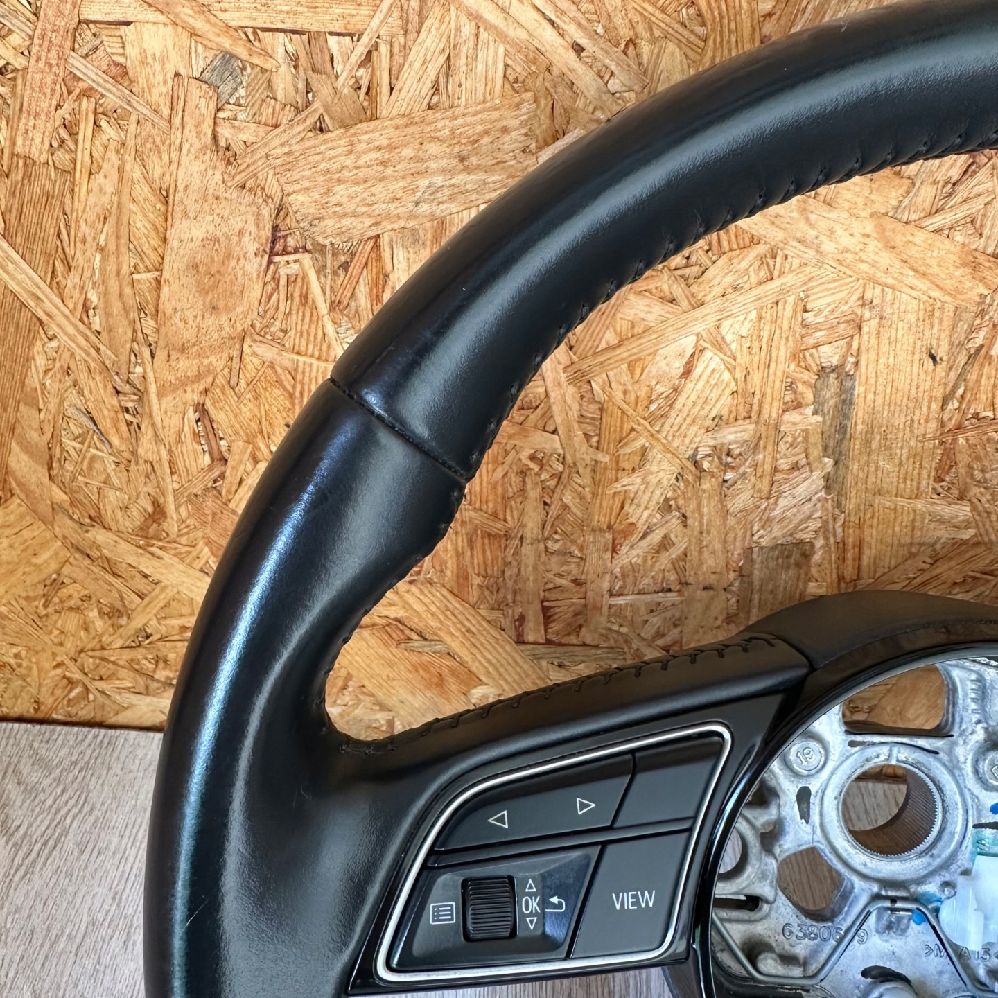 volant, MULTIFUNKCJA AUDI A1 82A