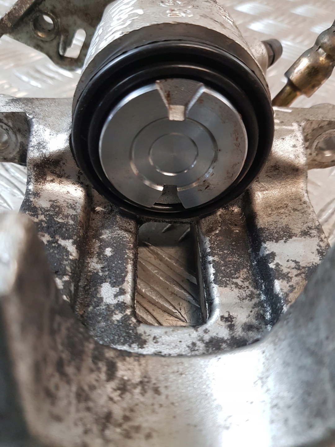 caliper brake ABE left rear part VW BORA 1.6 00R