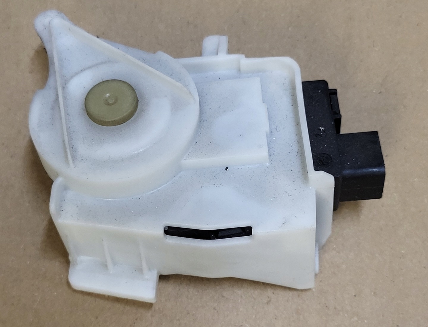 aircon recirculation flap motor holder AUDI A4 B8 A5 8T Q5 8R OE EU