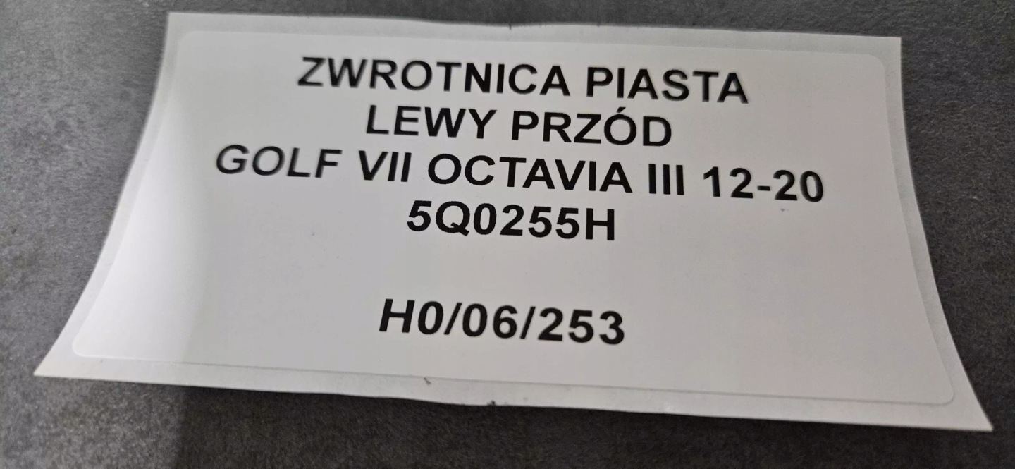 otoč čepu levý předek GOLF VII OCTAVIA III
