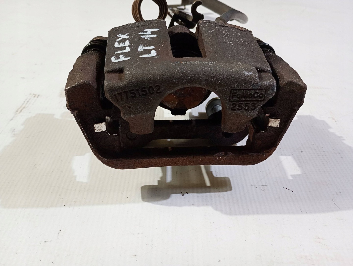 caliper brakes brake rear part rear left Ford Flex Explorer 2011