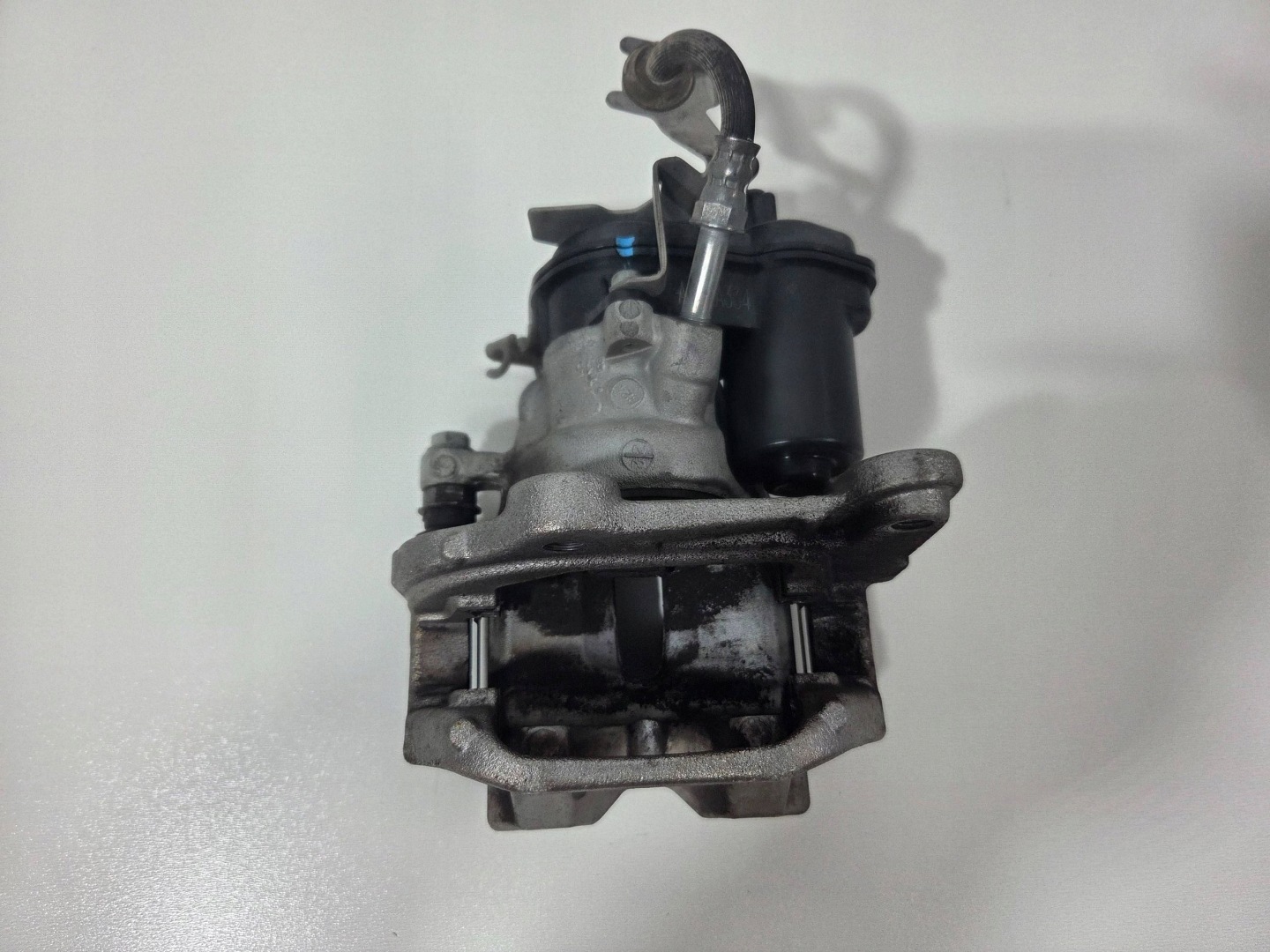 BMW X3 G01 X4 G02 caliper brake rear left 53018C (B865)