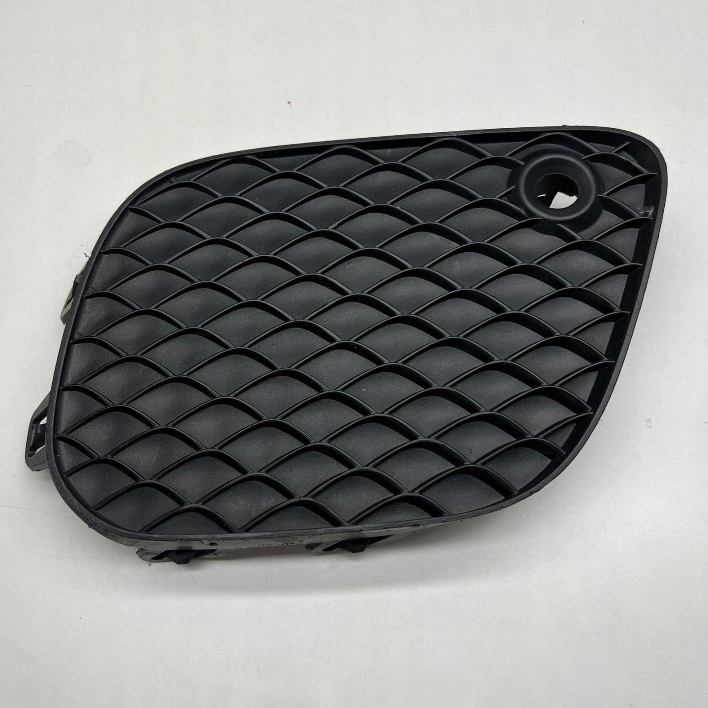 MERCEDES GLB X247 2019- right grid front bumper grille A2478856801