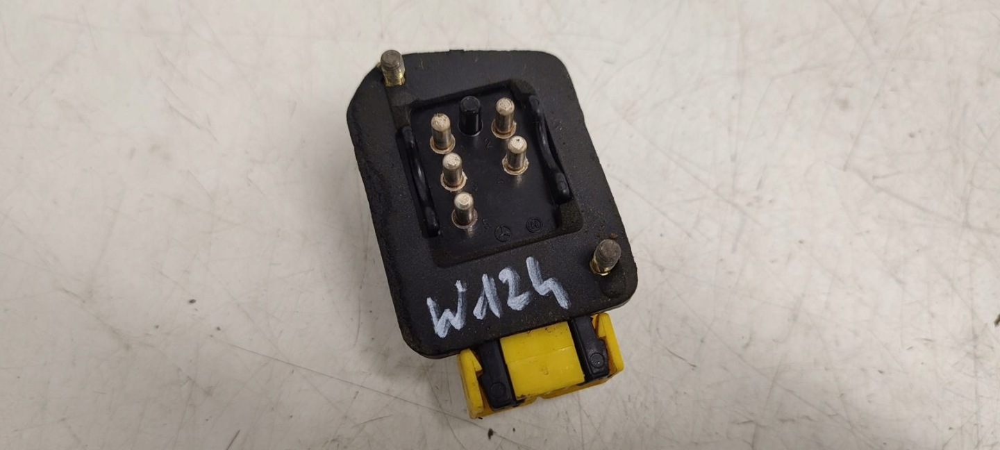 heater fan resistor Mercedes W124 2,2