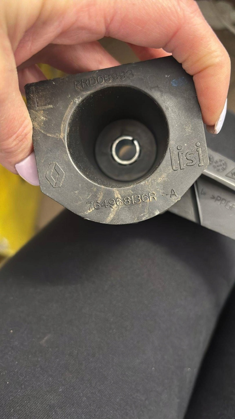 Poignée Support plaque Renault 4 764968136R
