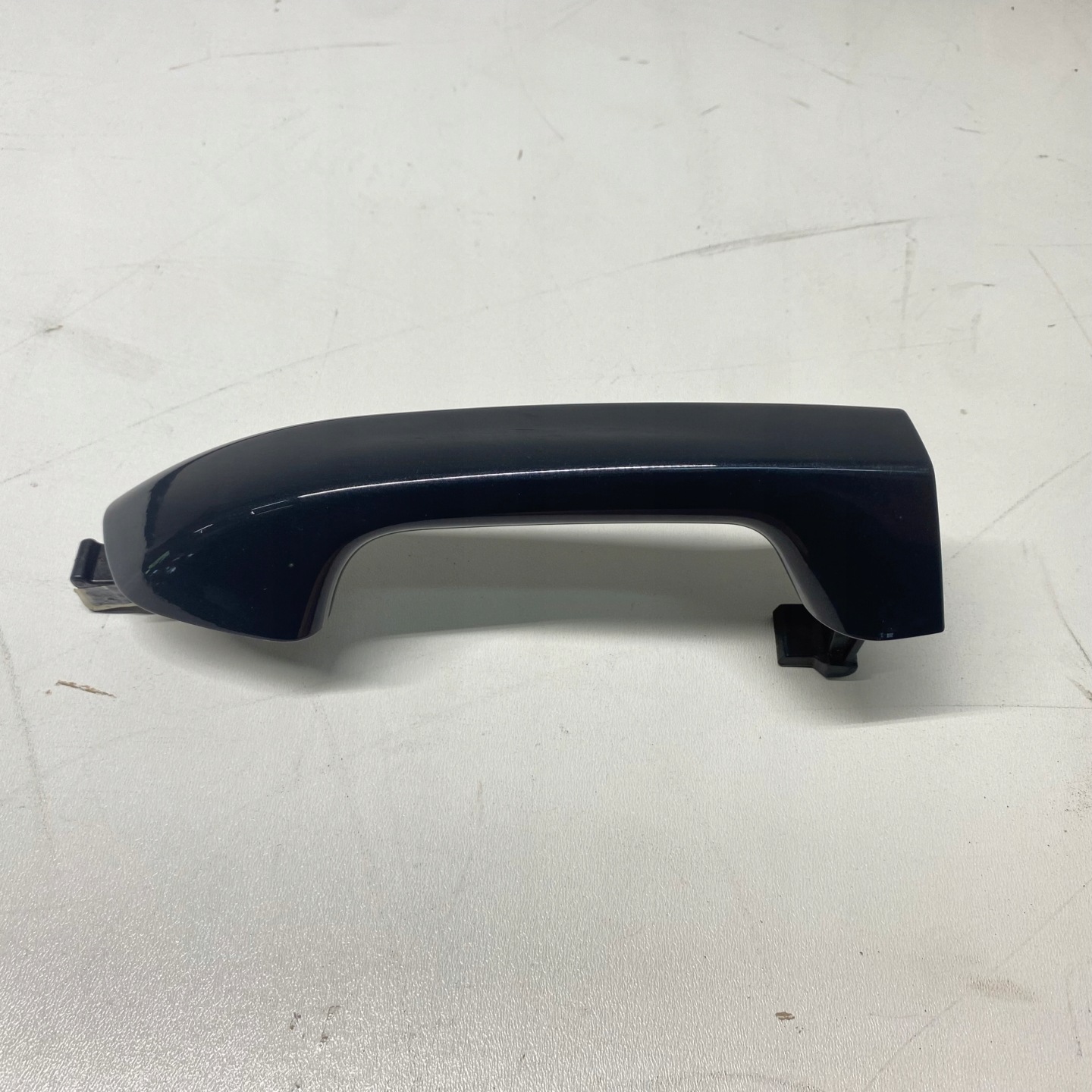 KIA XCEED X-CEED handle door right front H8 17-25
