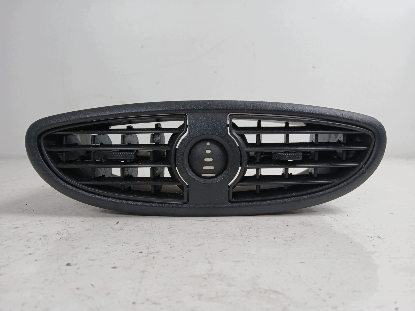 RENAULT CLIO III grid air conditioning devices central black