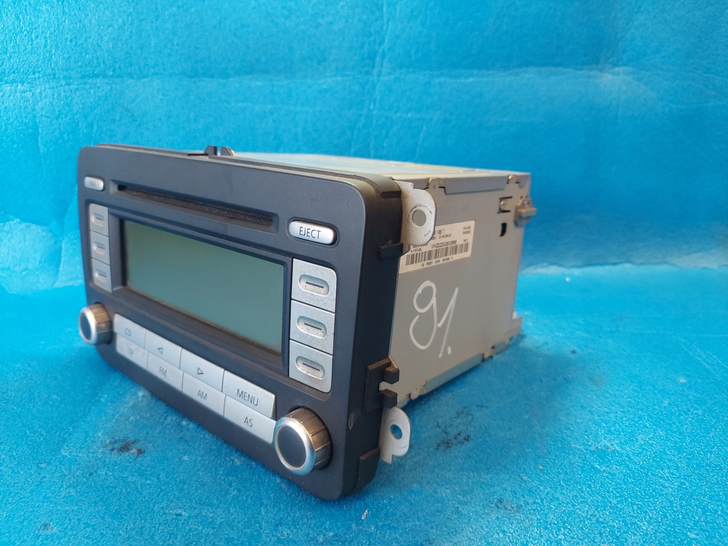 RADIO EKRAN GOLF V 1K0035186T