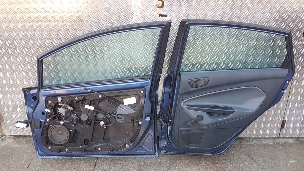 door right rear. VW FIESTA MK7 LAK: C9