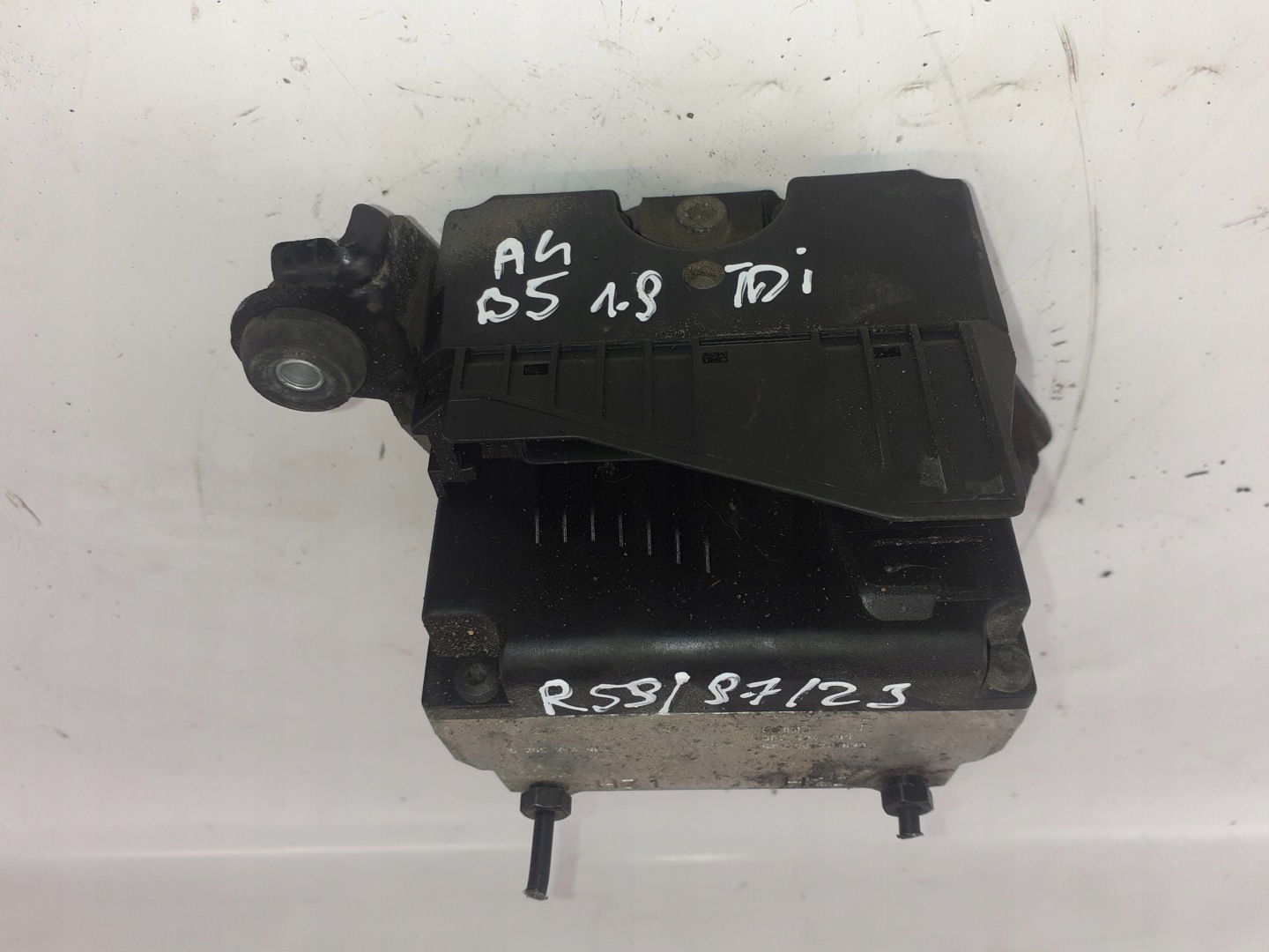 Pumpe ABS Audi A4 B5 1.9 TDI
