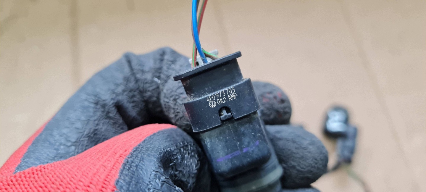 A7 4G S7 sensor PDC connecting spoiler LY9B 1S0919275A A4 B8 A5 8T A6 C7 4G