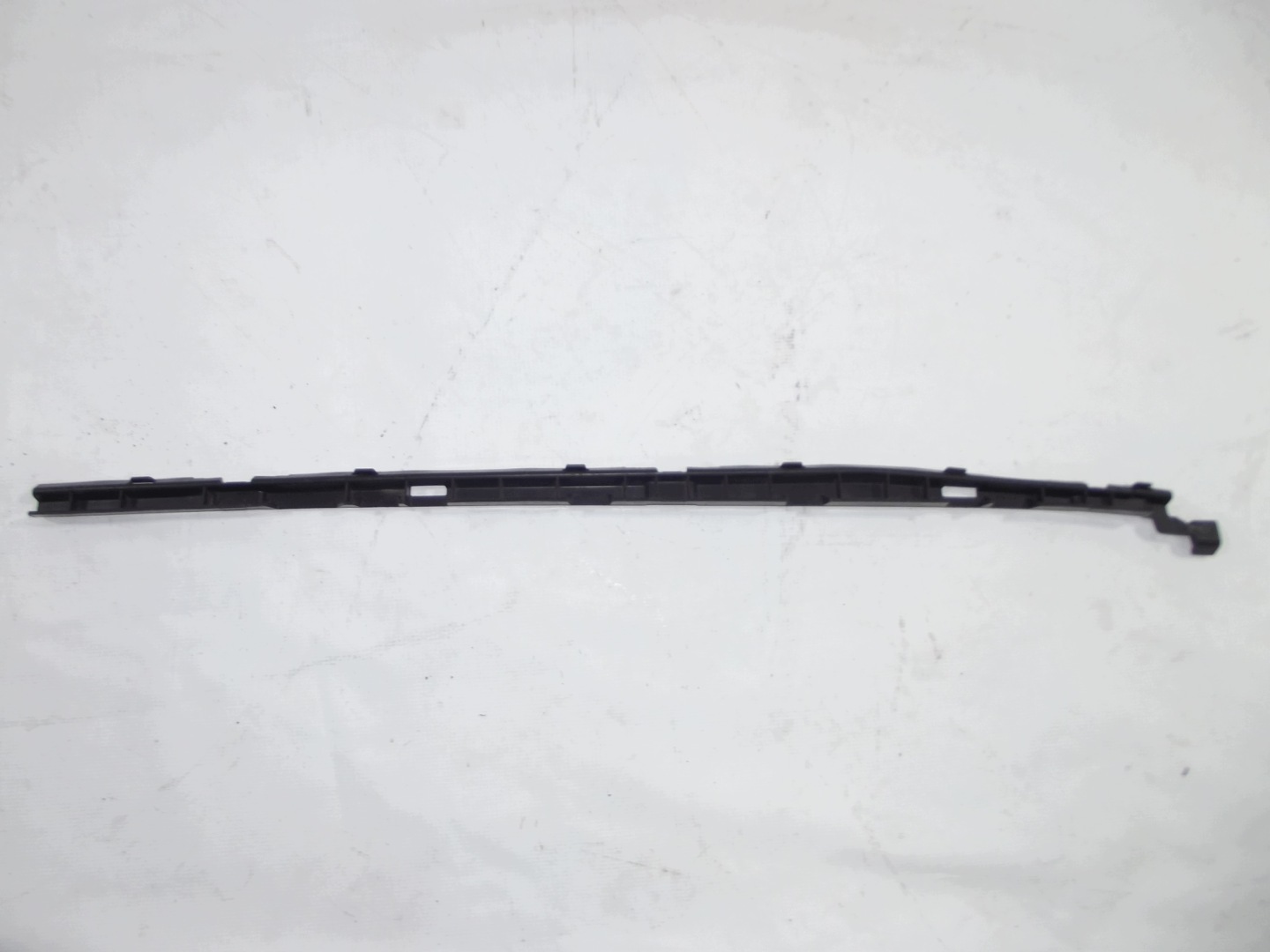 Mercedes GLA W156 support mouldings progowej left A1566980900