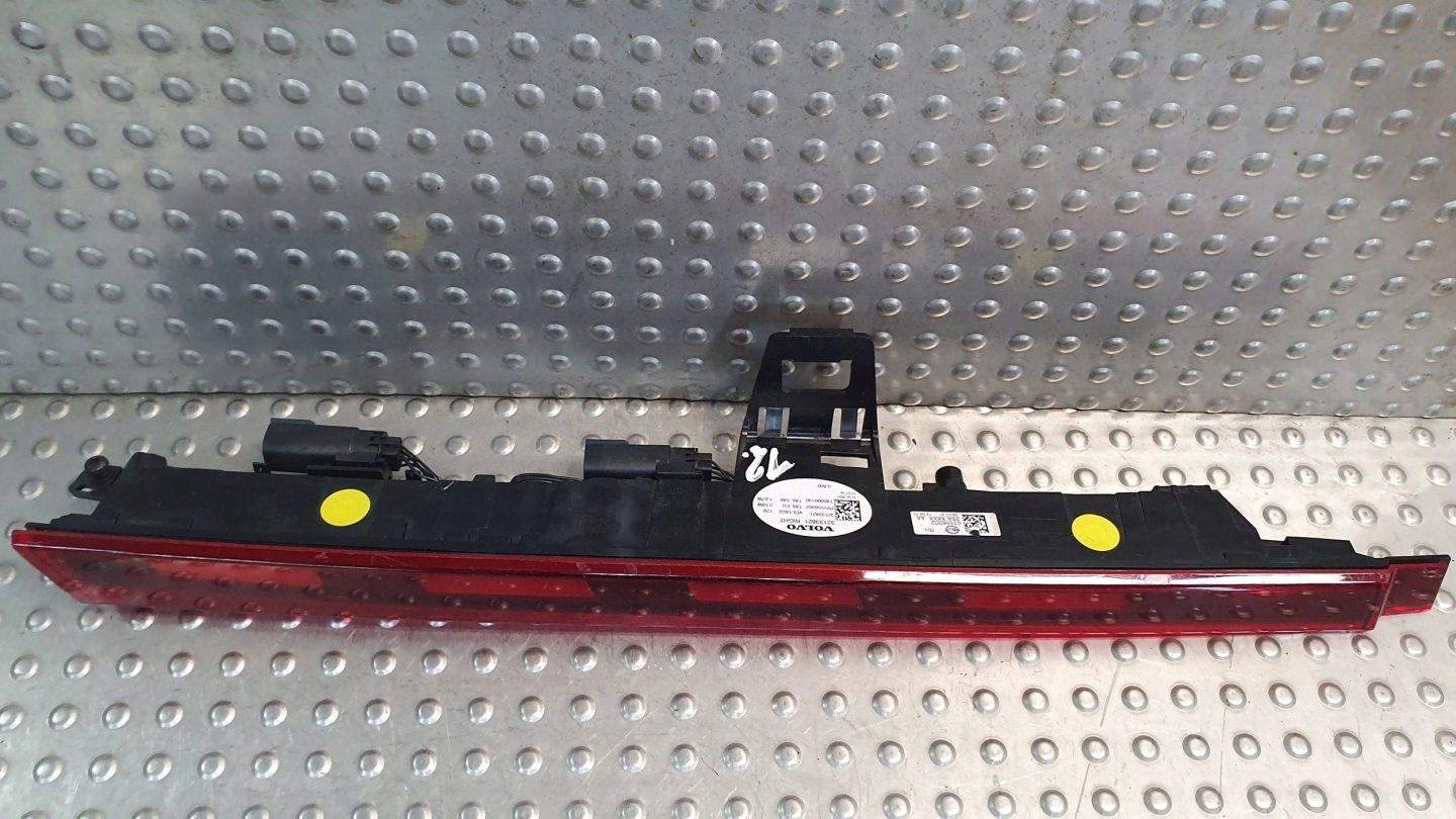 light rear part right VOLVO C40 21- 32133821