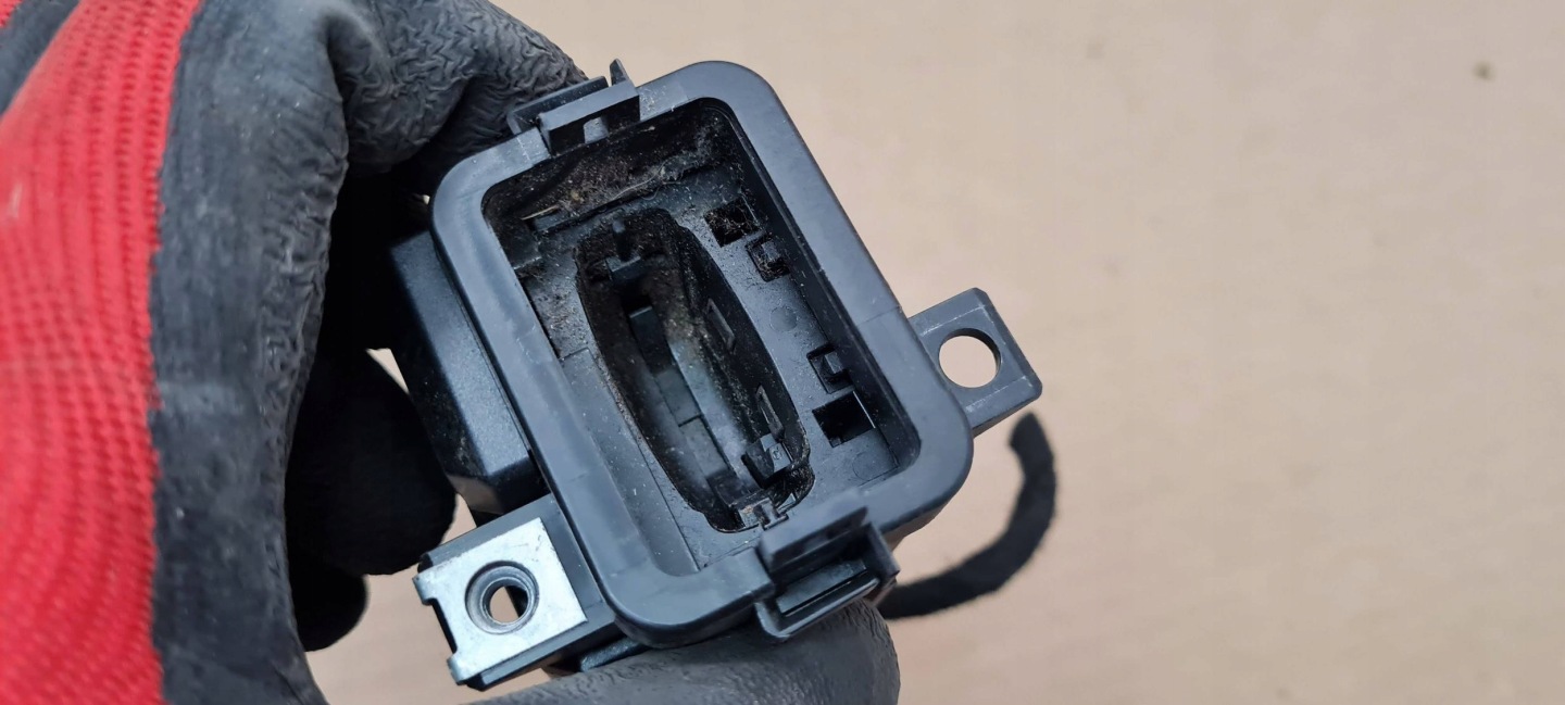 A5 8T ignition player KLUCZYKA 8K0909131D A4 B8 S4 Q5 8R