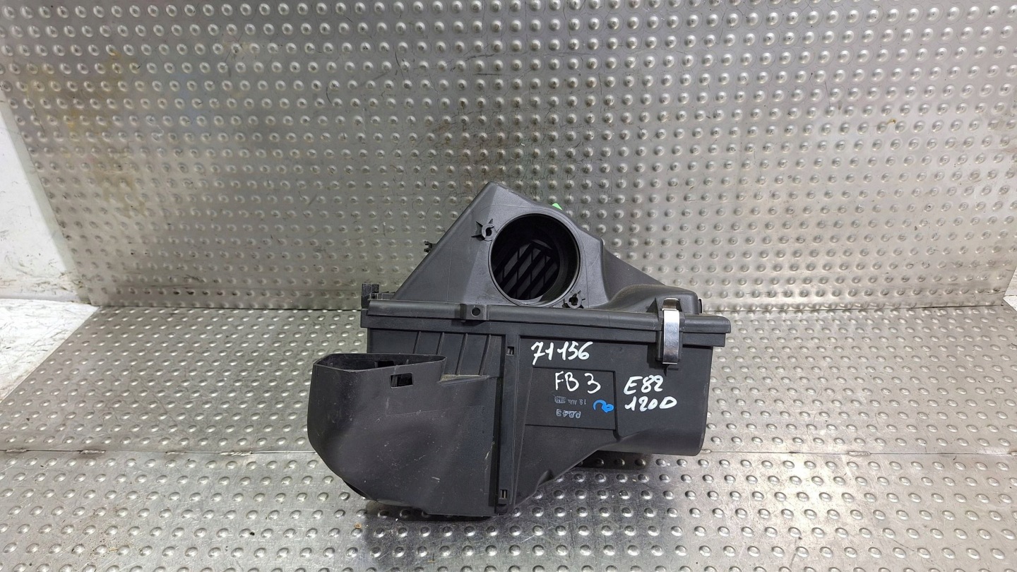Gehäuse filter luft 7797460 BMW E81 E87 N47 OE