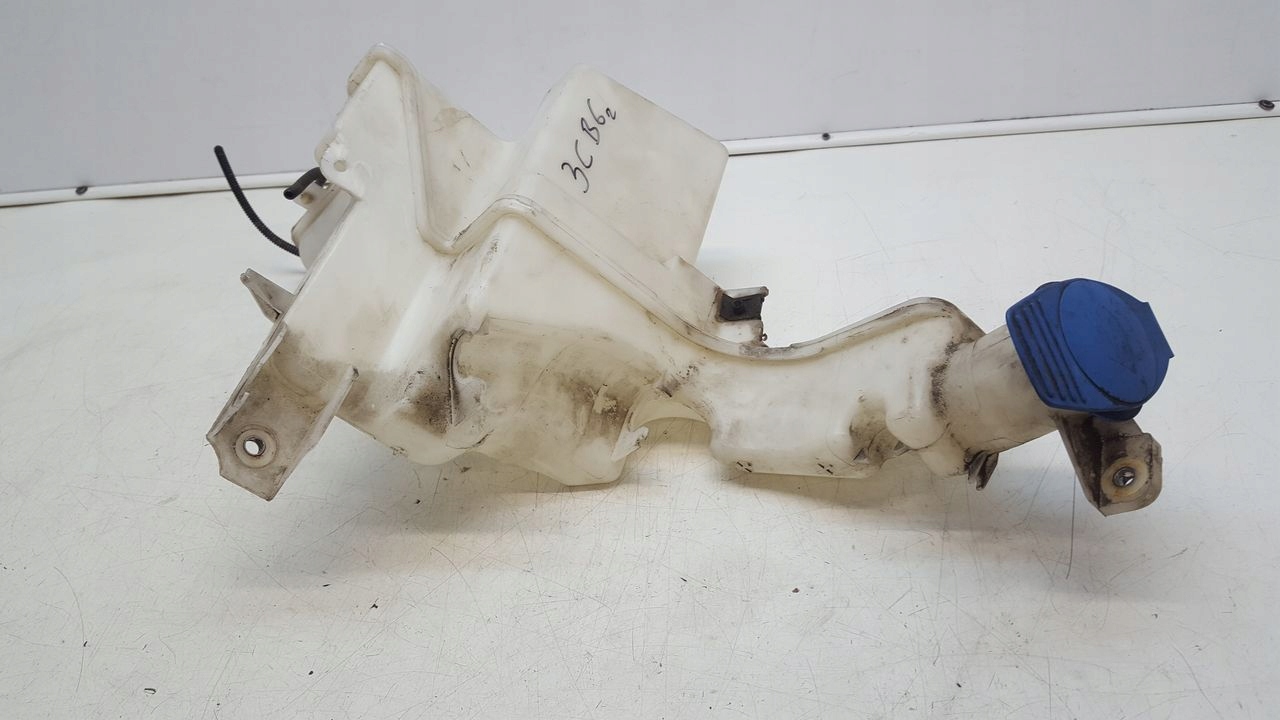 Behälter Spritzdüse VW Passat B6 2,0 TDI