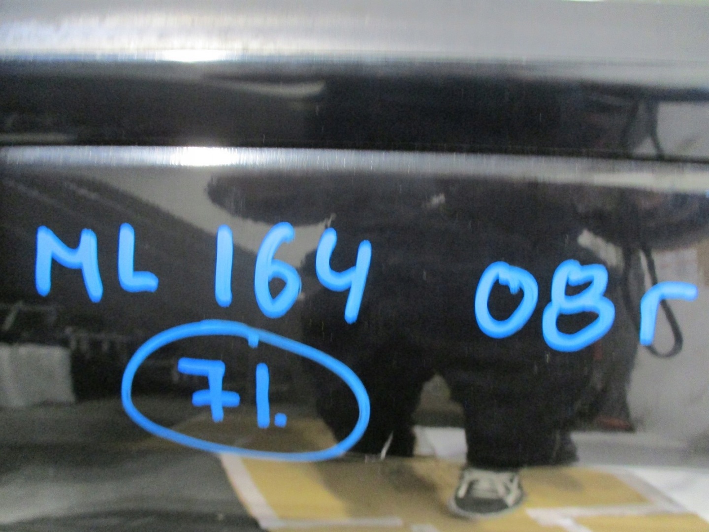 door left rear. Mercedes ML164 ML 164