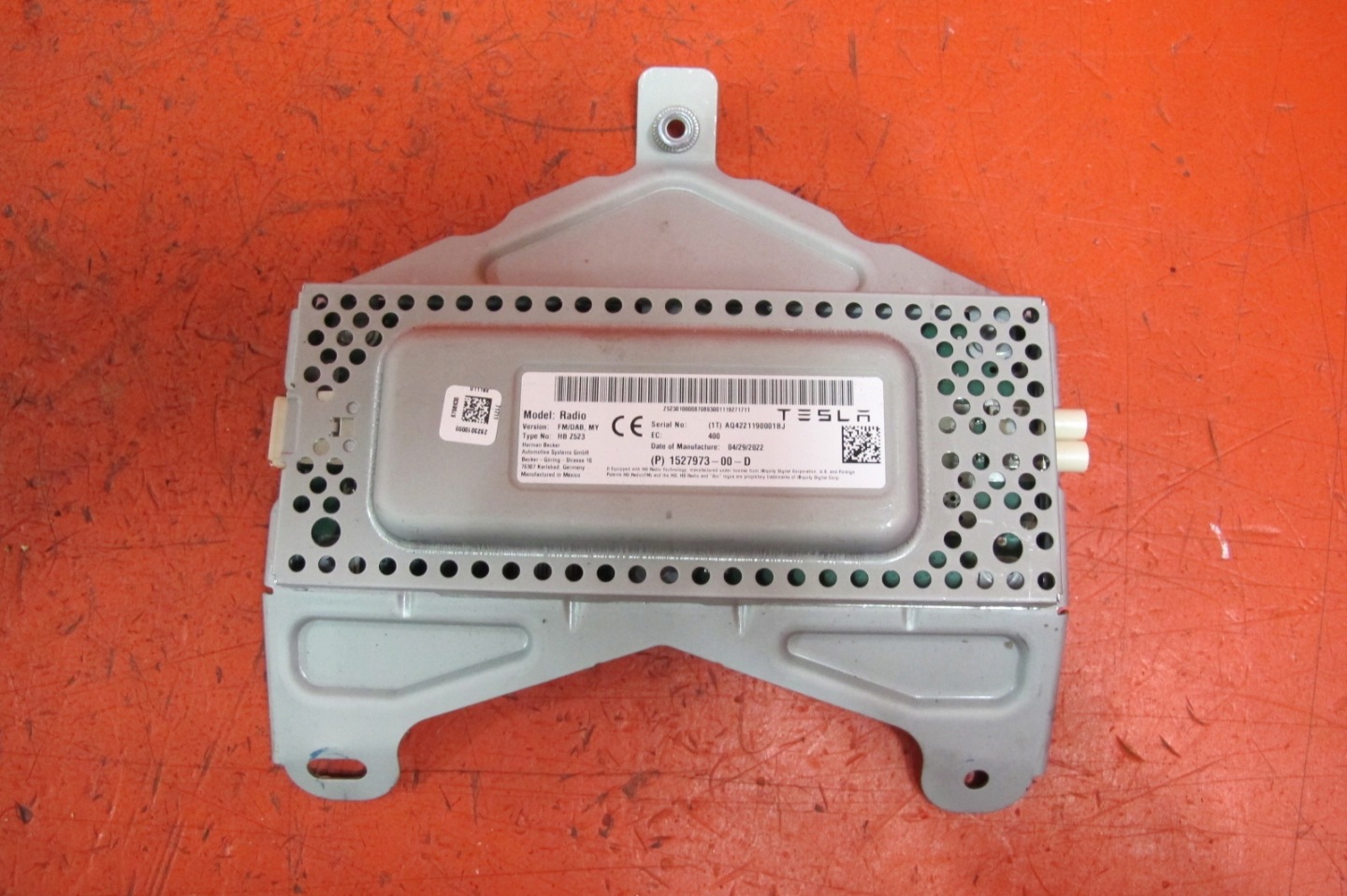 Tesla MODEL Y modulo RADIA ANTENY 1527973-00-D