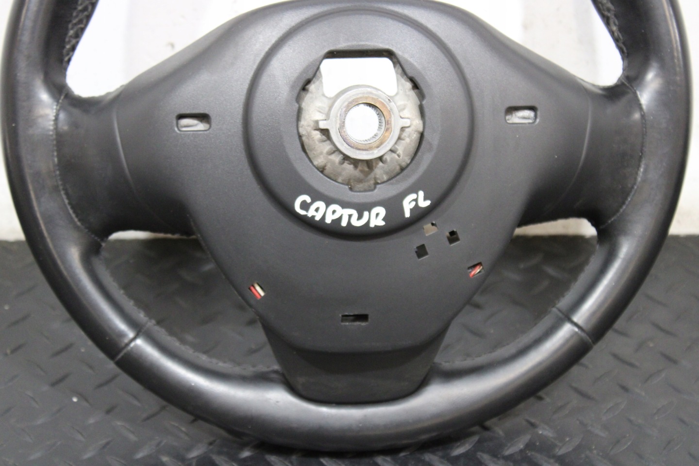 volante MULTIFUNKCJA RENAULT CAPTUR e 1 LIFT