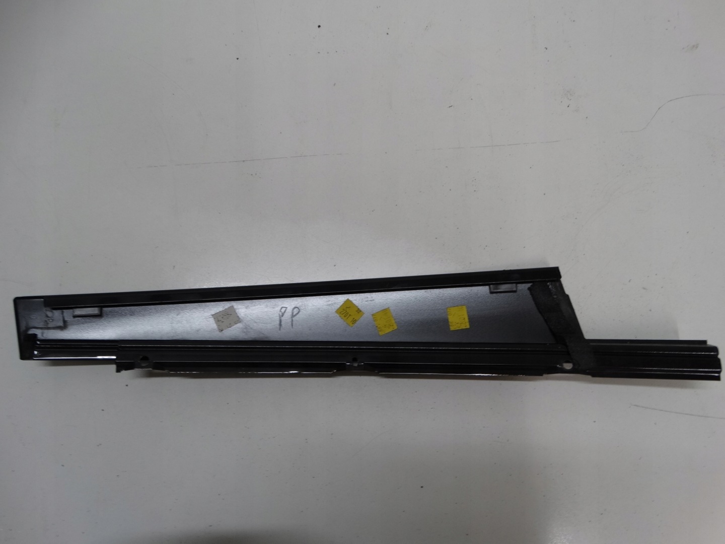 moulding pillar door right front RENAULT LAGUNA III