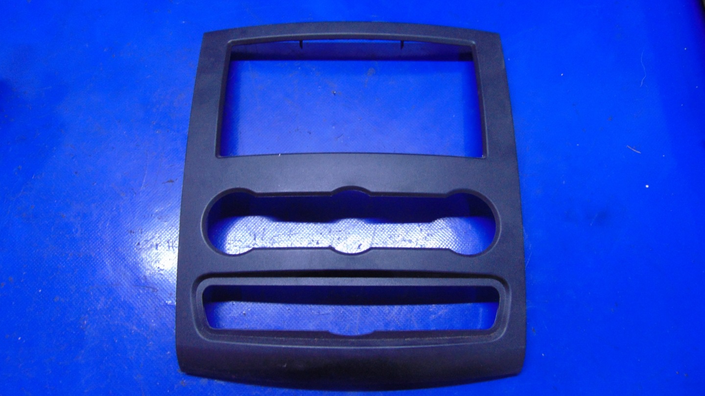 frame cover RADIA MERCEDES SPRINTER 906 06-18 ROK
