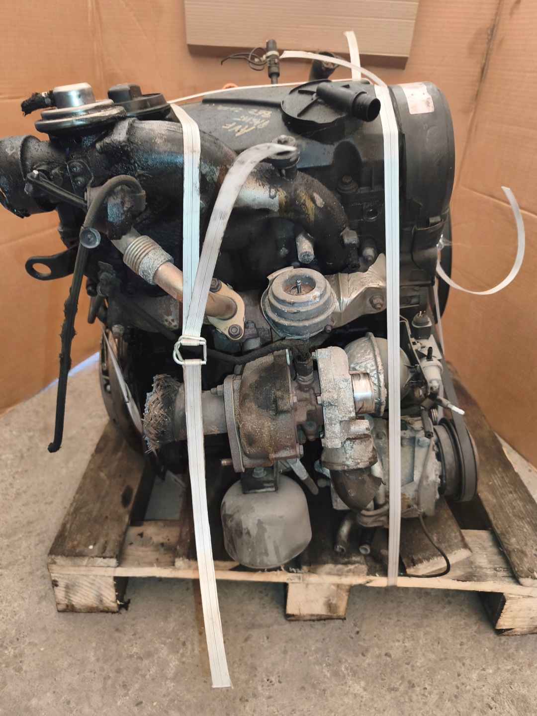 engine 1.9TDI AVF longitudinal complete PASSAT AUDI A4 DO MONTAZU FILM Z PRACY