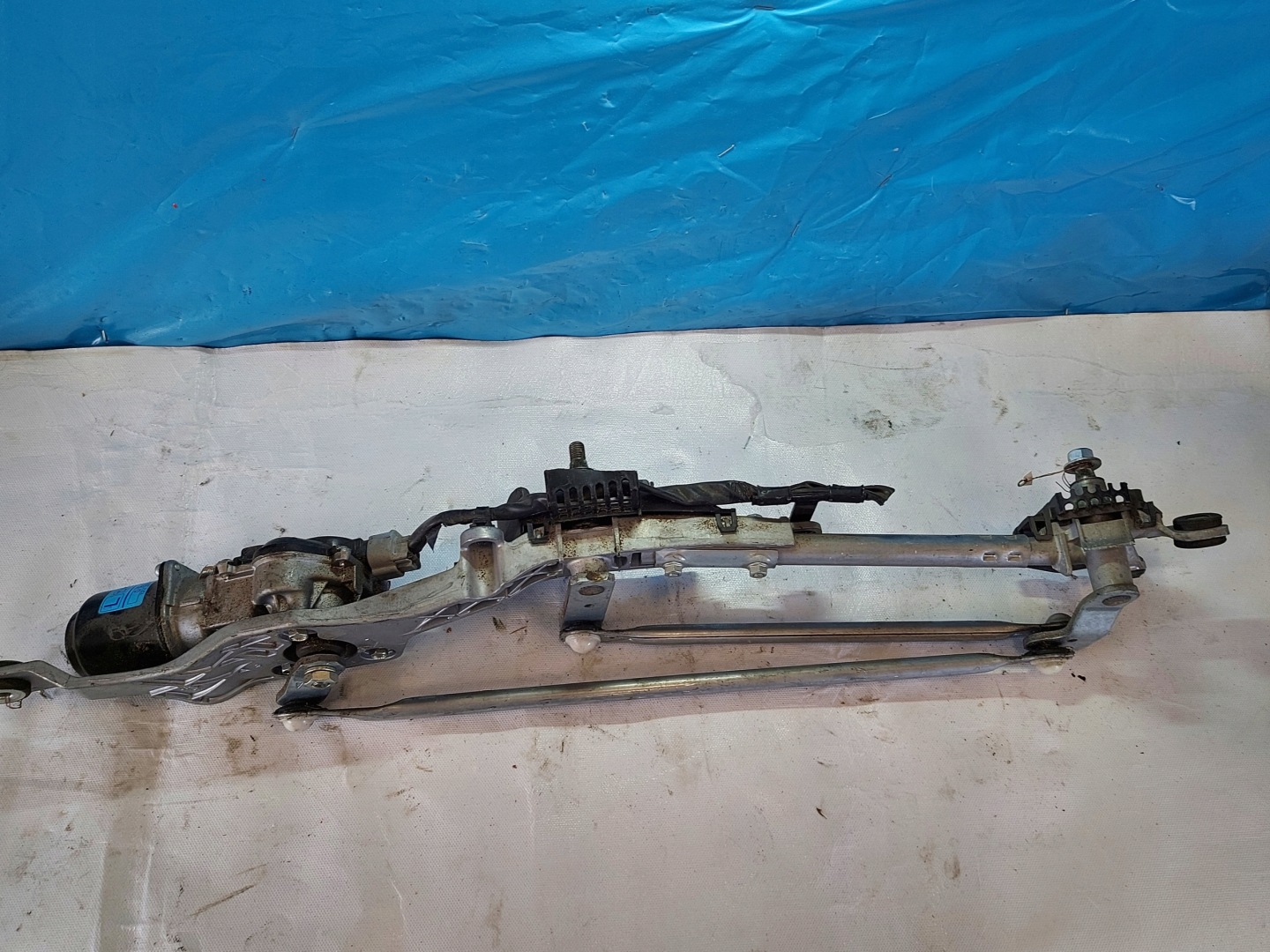 wiper mechanism MAZDA II DF716787X front