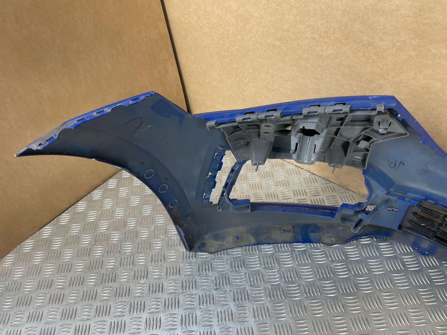 bumper front grid SKODA SCALA 657 before lift 2019-2023 657807221