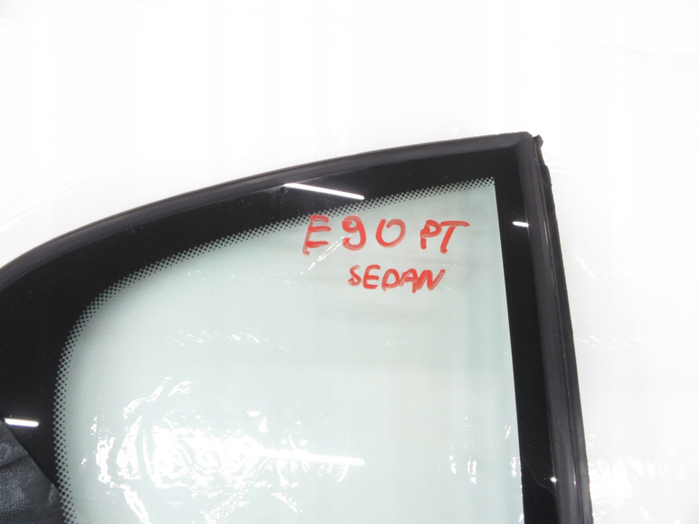 window right right rear part BMW e90 sedan AS2