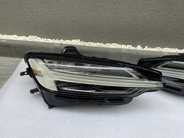 Leuchte Volvo S60 V60 18- Full Led MID LED 2020