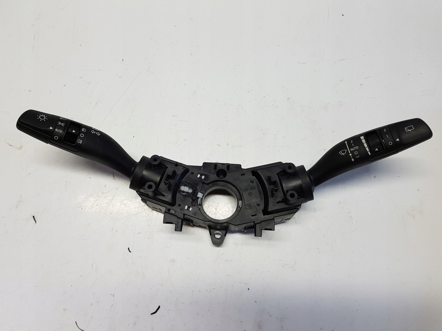 KIA NIRO LIFT DEVIO LUCI TERGICRISTALLO TERGI 93404-Q4960