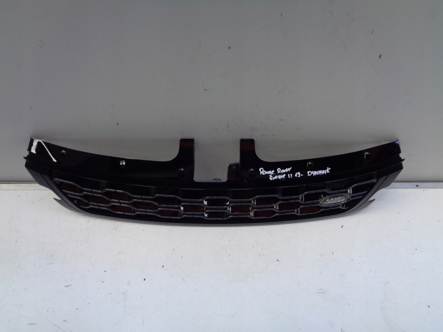 front PREKLADgrill RANGE ROVER EVOQUE II 19- DYNAMIC