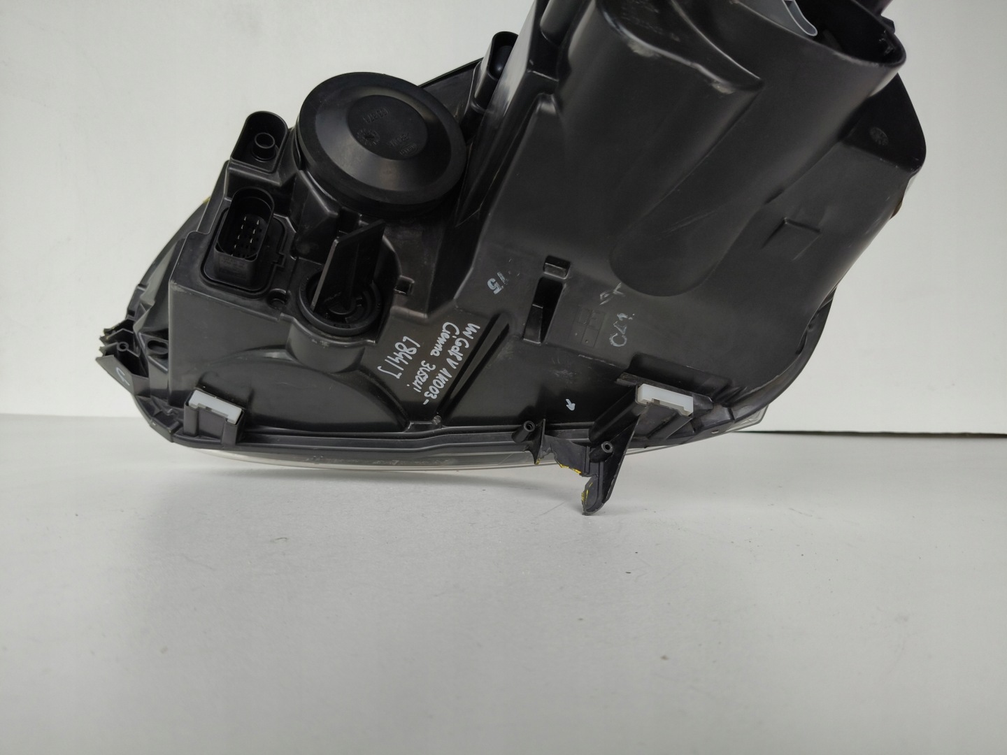 light right REFLEKTOR VW GOLF V 5 1K 1K0 03-08 CIEMNA