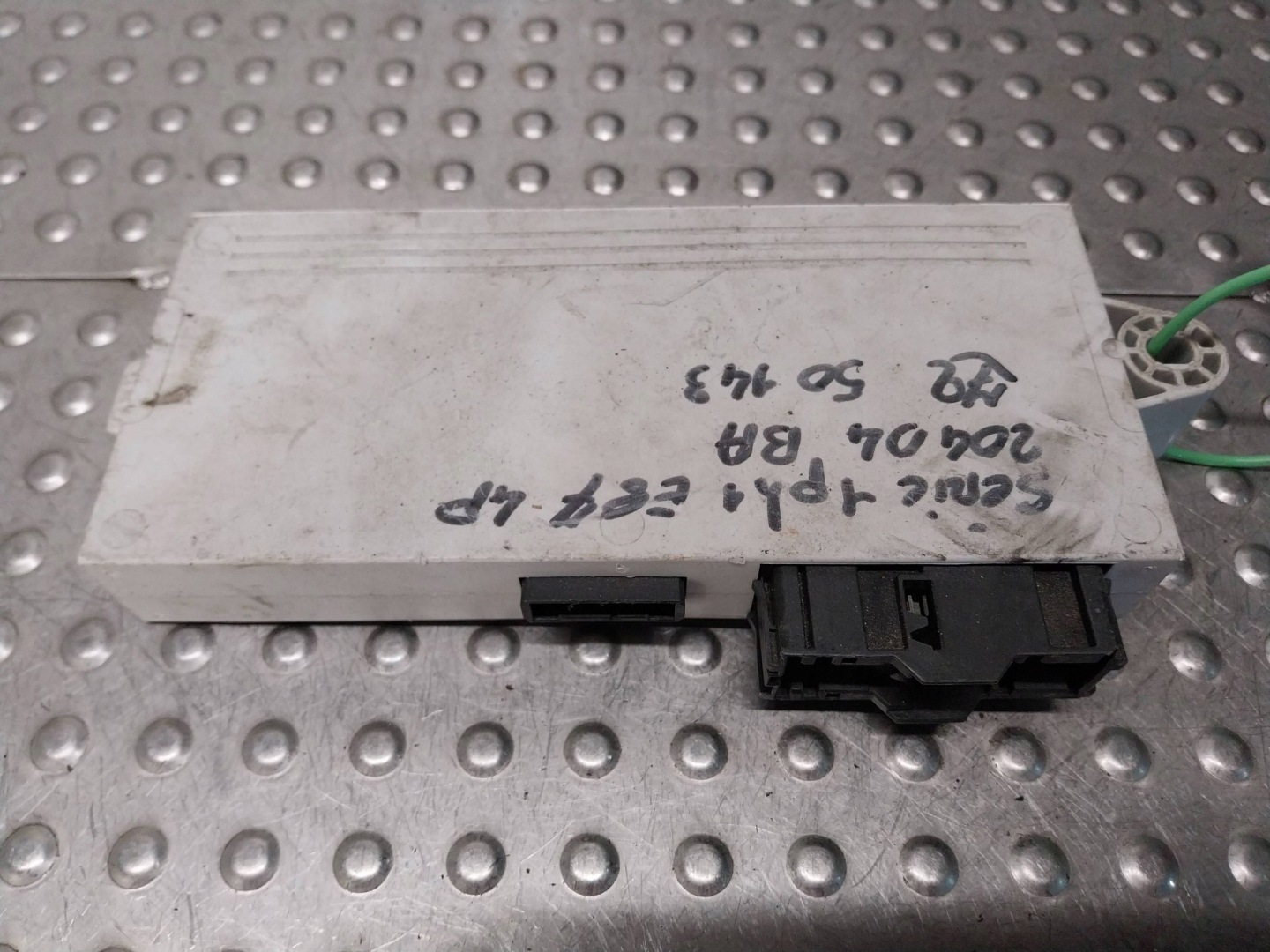 modul riadiaca jednotka CAS 6943759 BMW E90 E91 E92 E87 E83 E81