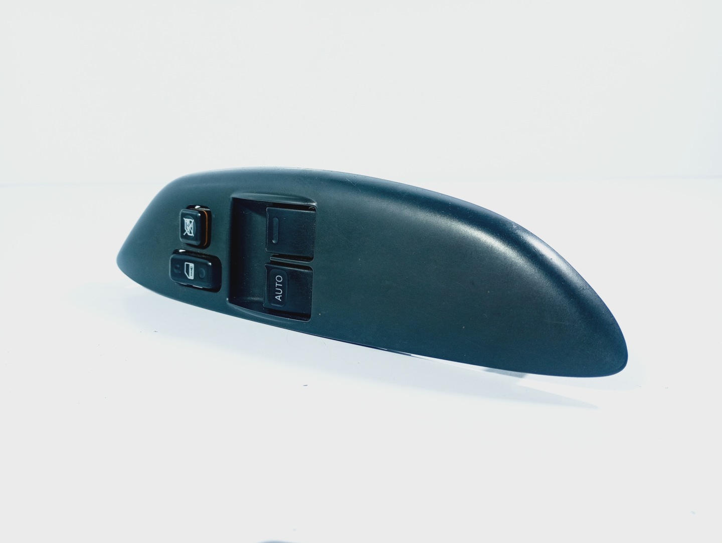 switch switch panel windows left front Toyota Yaris and 1 99-05
