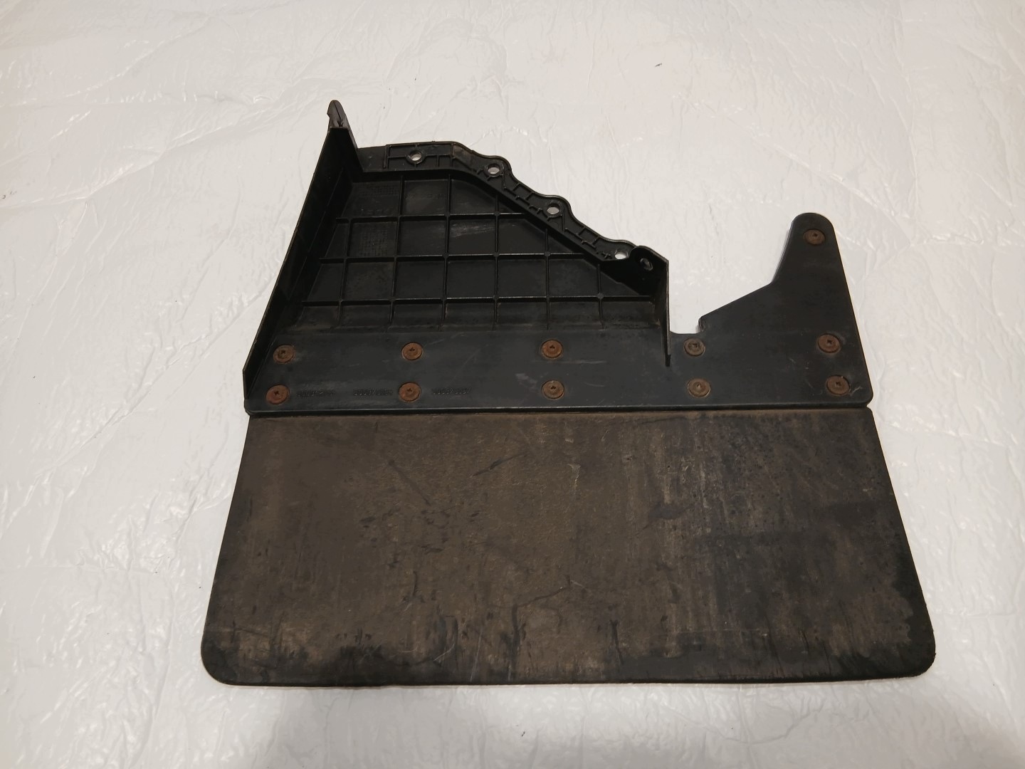 IVECO DAILY VI 6 mudguard flap right rear part 500379194