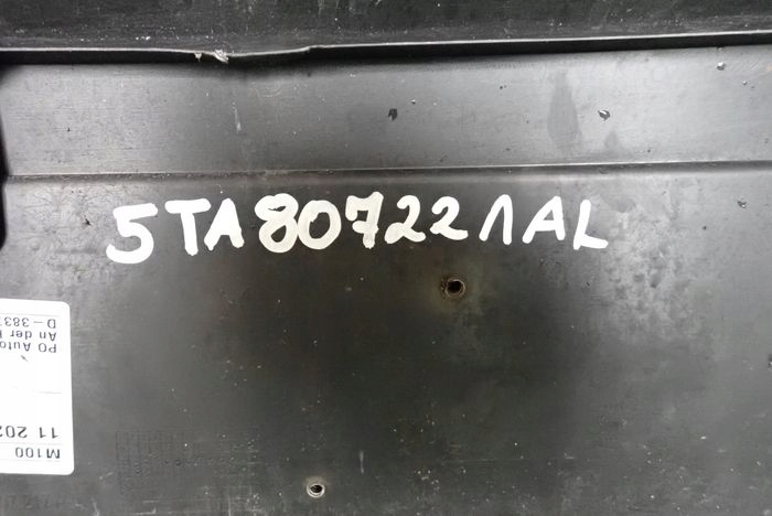 VW TOURAN 15- Frontstoßstange vorne
