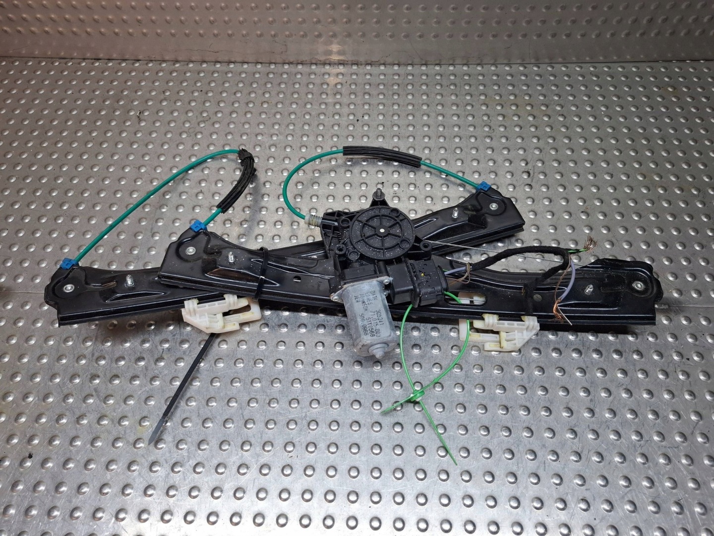 window regulator right front EU 7242562 BMW F20 F21